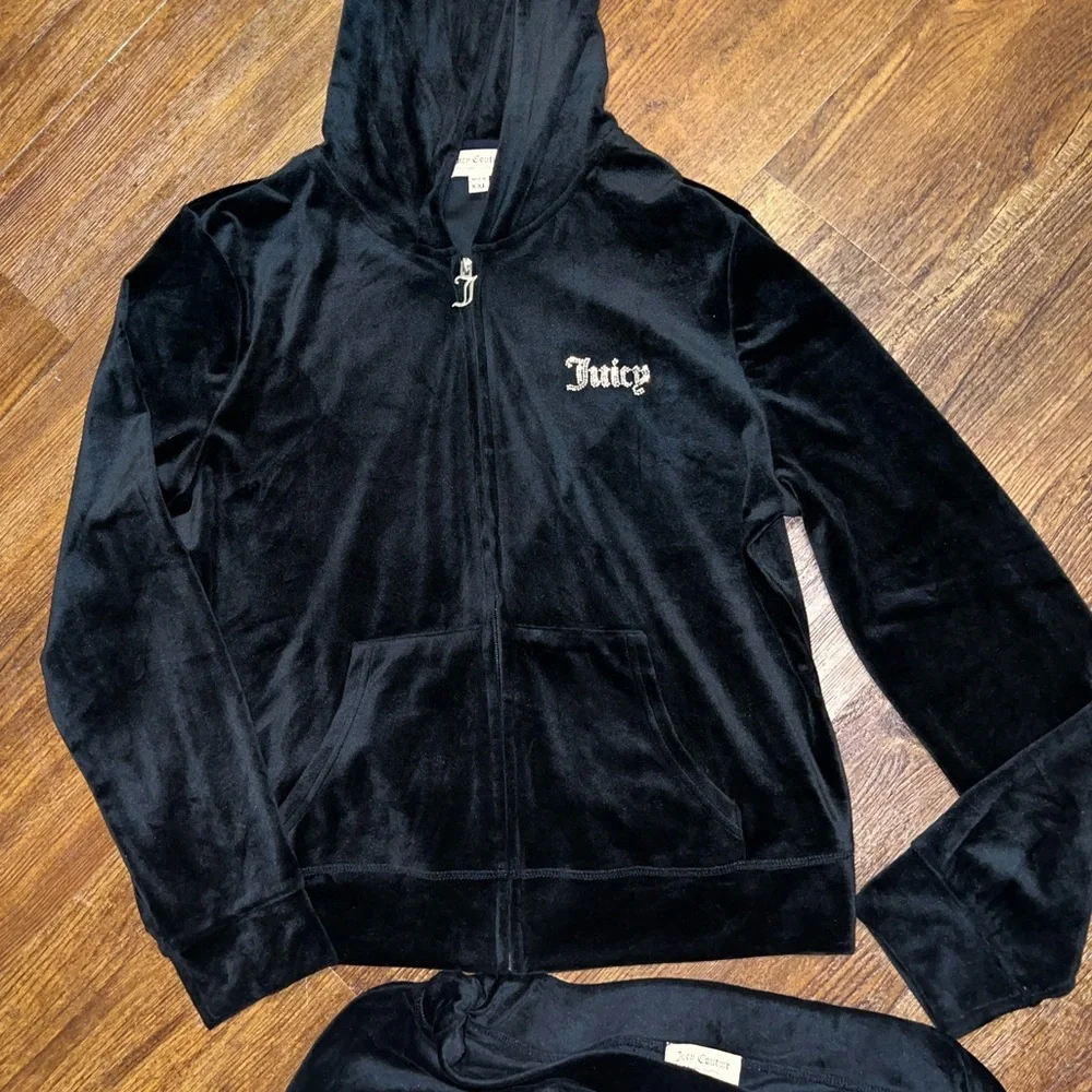 Juicy Couture Black Velour Silver Bling Tracksuit Top-XXL Bottoms- L - Picture 6 of 15